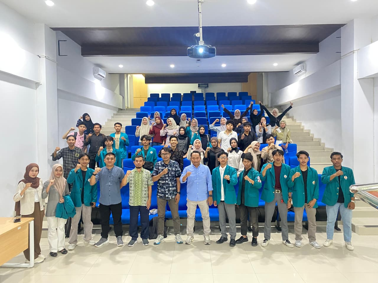 Persiapkan Praktikum Politik dan Pemerintahan Desa, Prodi PPI Gelar ToT